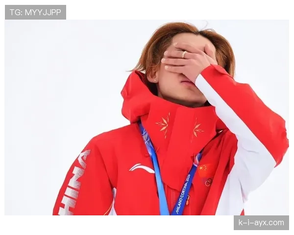 苏翊鸣家里到底怎么养，出门就是私人飞行器？